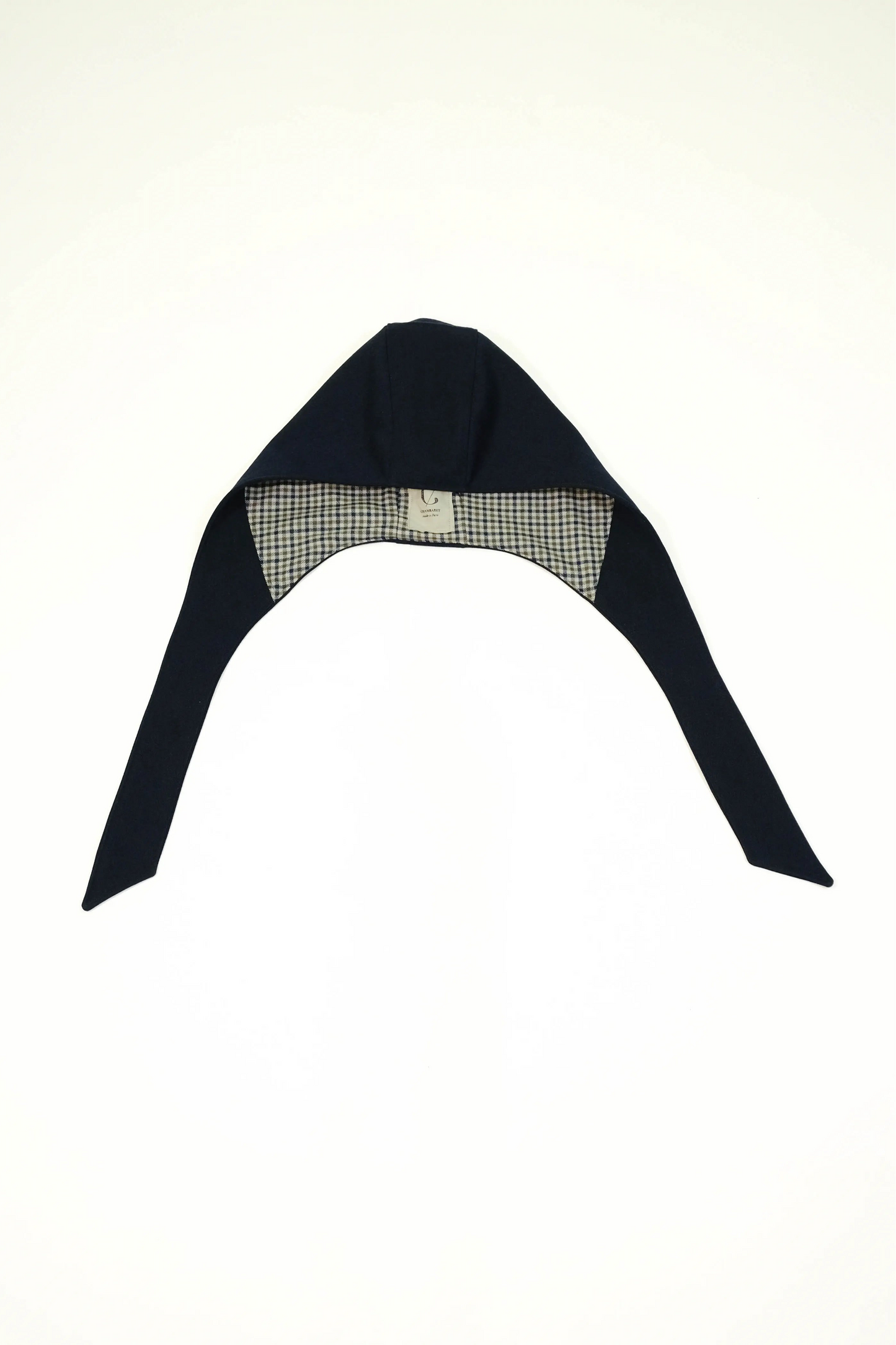 CAPUCHE AVERSE
