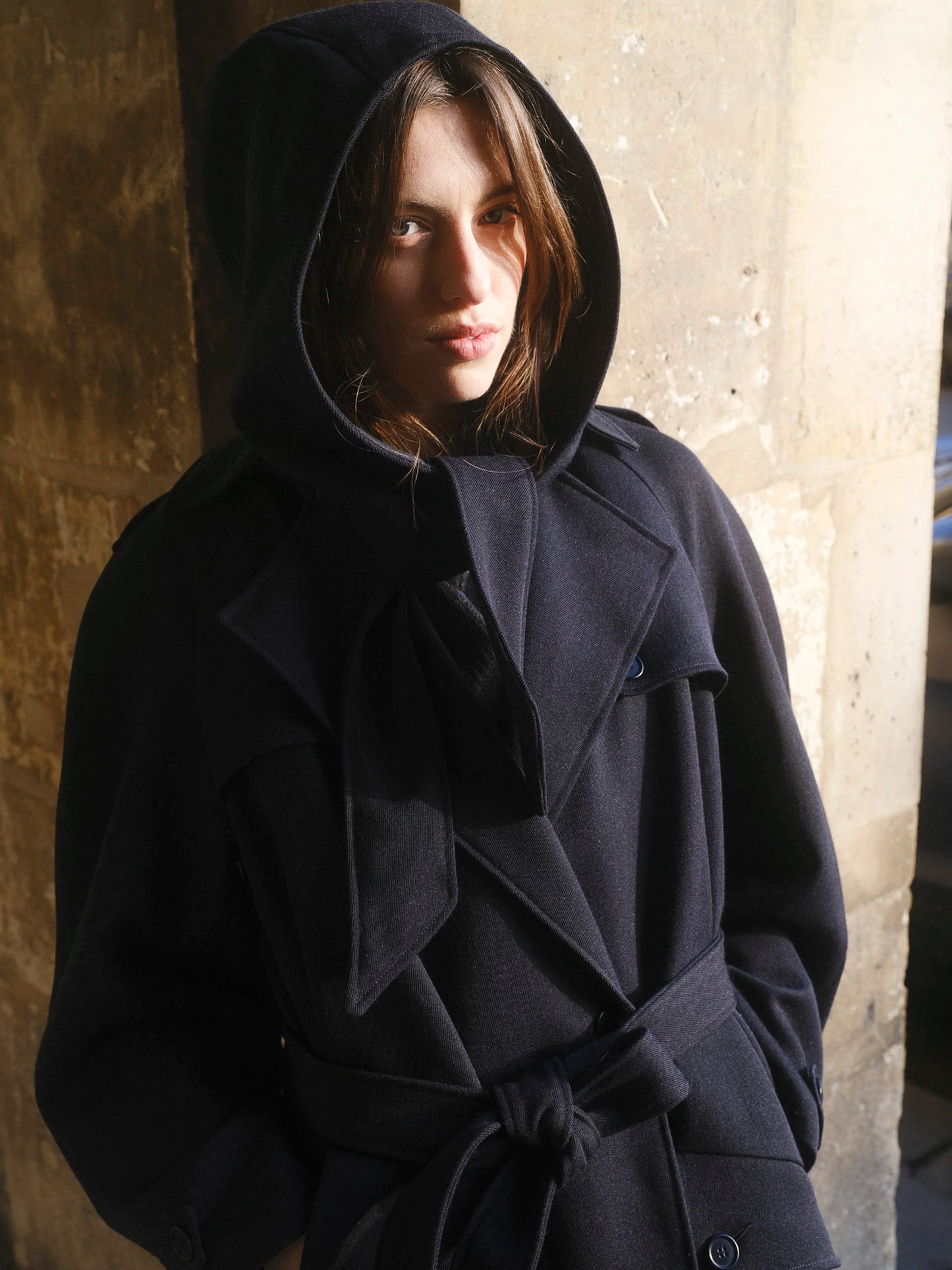 CAPUCHE AVERSE